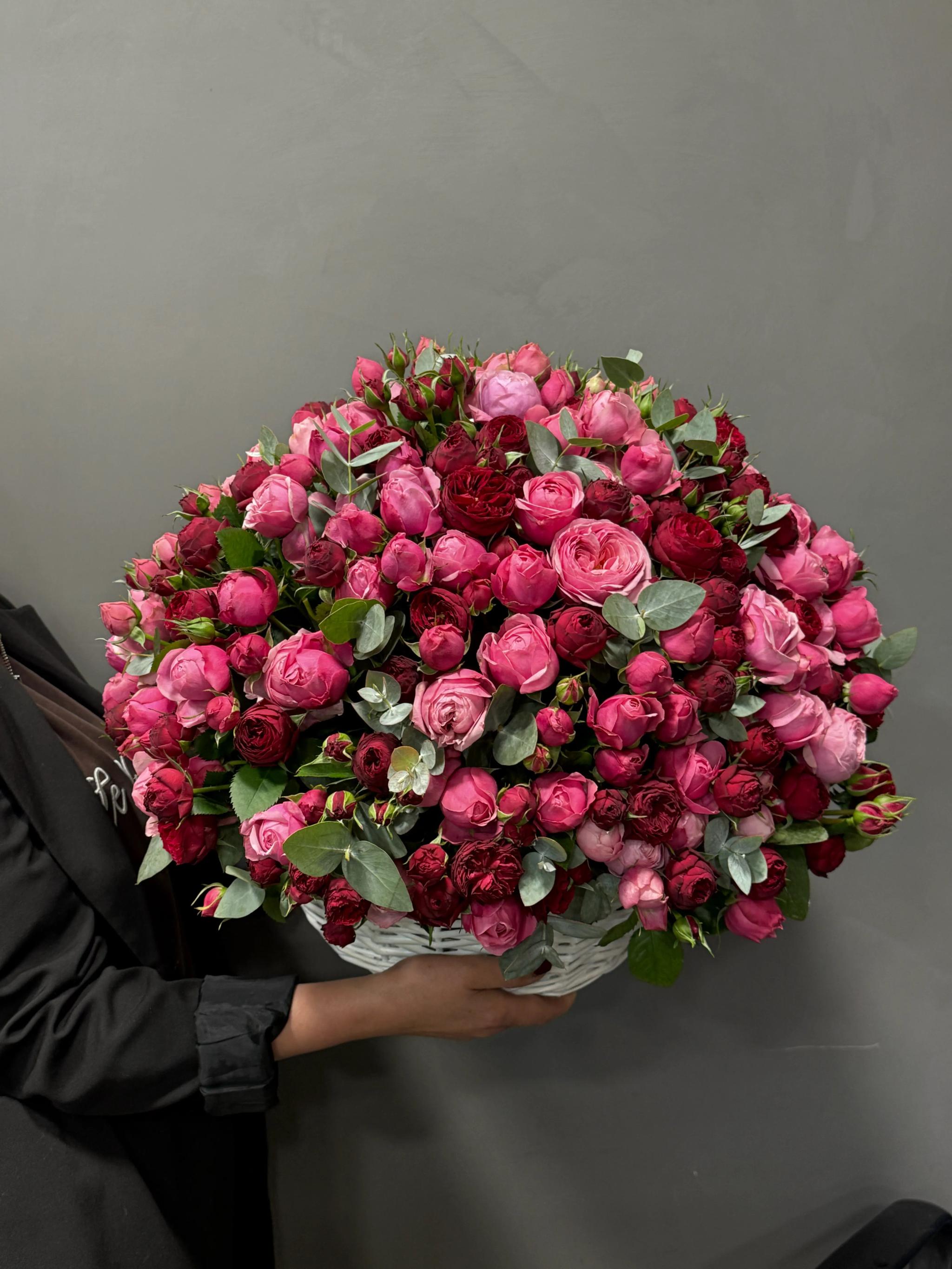 A basket of peonies | ծաղիկներ, ծաղկեպսակներ, բույսեր Երևան