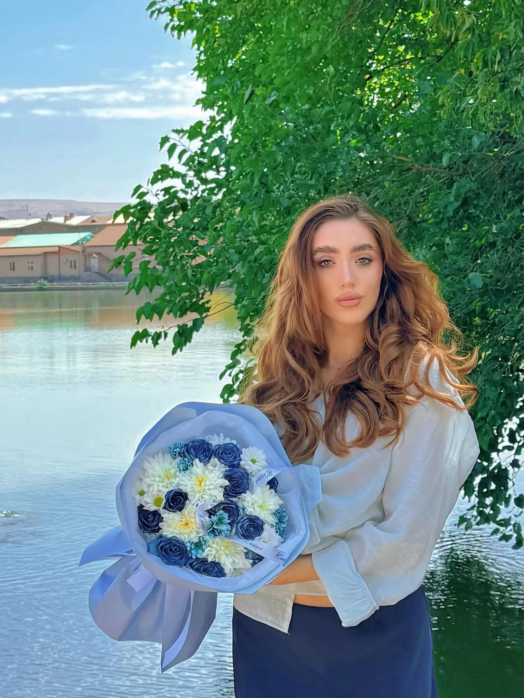 Blue bunch | ծաղիկներ, ծաղկեպսակներ, բույսեր Երևան Blue bunch | ծաղիկներ, ծաղկեպսակներ, բույսեր Երևան