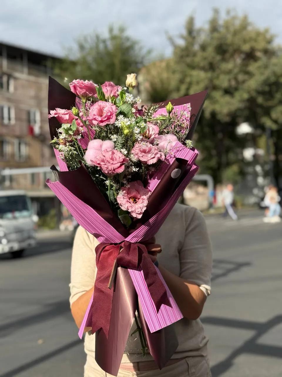 Bunch of lisianthus | ծաղիկներ, ծաղկեպսակներ, բույսեր Երևան Bunch of lisianthus | ծաղիկներ, ծաղկեպսակներ, բույսեր Երևան