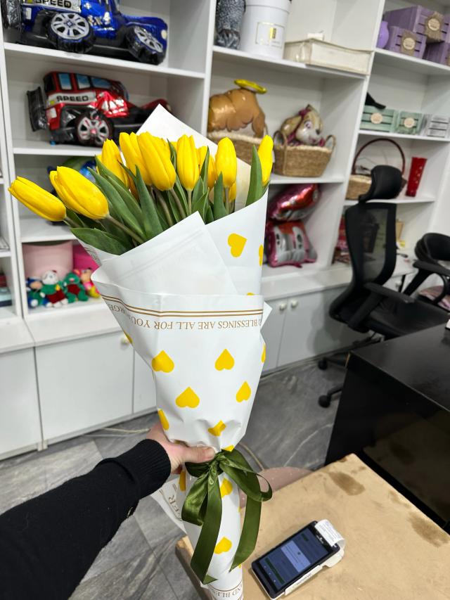 Bunch of tulips | ծաղիկներ, ծաղկեպսակներ, բույսեր - առաքում Երևան Bunch of tulips | ծաղիկներ, ծաղկեպսակներ, բույսեր - առաքում Երևան
